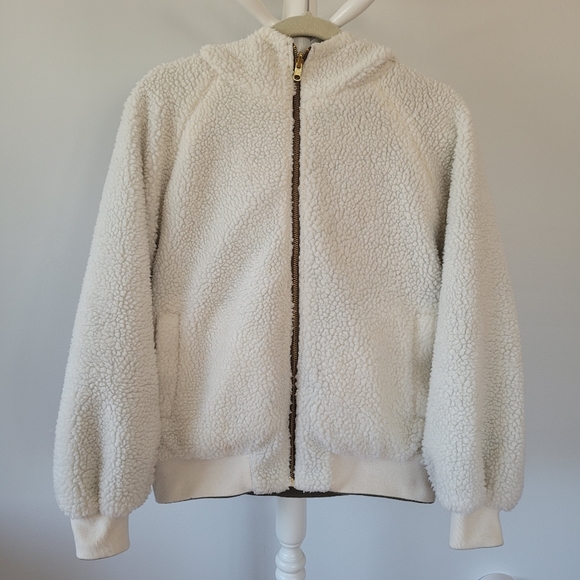 REVERSIBLE 2 Way Cozy Cream & Olive Teddy Bomber Jacket - Picture 2 of 15